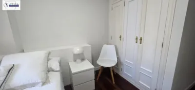 Apartment on Calle de San Juan Bautista Salle photo 16