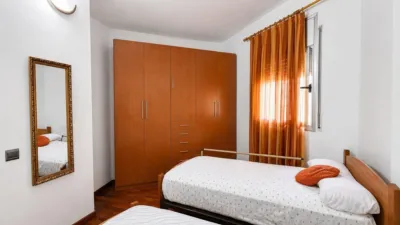 Apartment on Carrer de la Verge de la Paloma photo 10