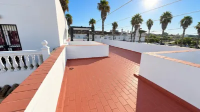 Semi-detached house on Calle Vicente Alexandre photo 21