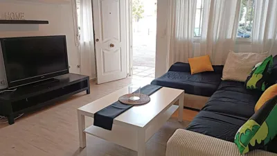 Apartment in Las Lagunas photo 2