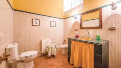 Casa en calle Tilin photo 35