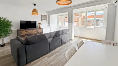 Flat on Calle de Pegaso photo 2