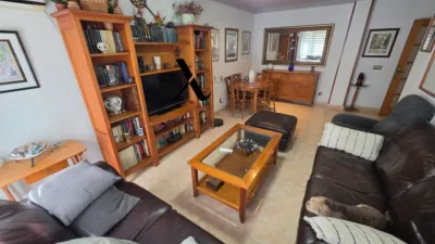 Flat on Calle de la Almenara photo 2