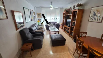 Flat on Calle de la Almenara photo 7