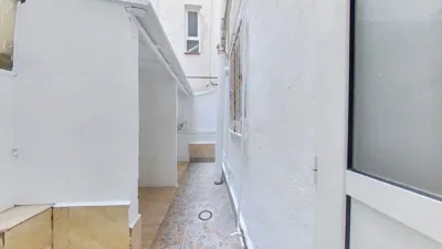 Flat in La Creu Coberta photo 23