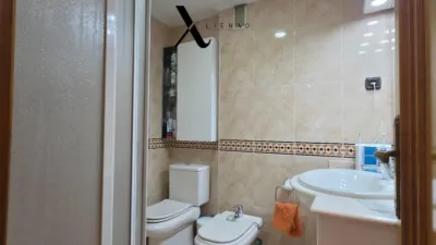 Flat on Calle de la Almenara photo 19