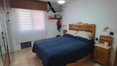 Flat on Calle de la Almenara photo 33