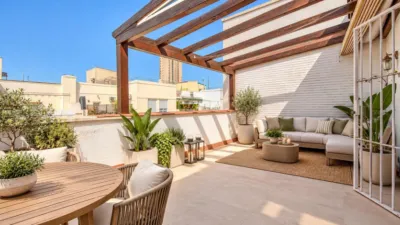 Penthouse on Calle Lope de Rueda, 39 photo 2