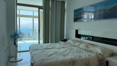 Apartment on Calle de Viena photo 9