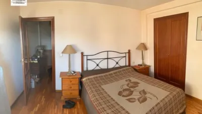 Apartment on Calle de Valle-Inclán photo 10