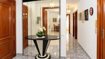 Piso en calle Profesor Mulián photo 3