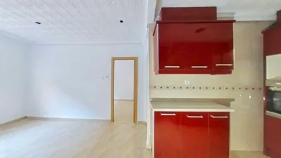 Flat in La Creu Coberta photo 20