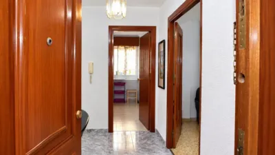 Piso en calle Profesor Mulián photo 2