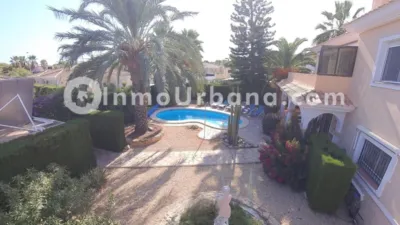 Chalet en Carrer vespre photo 36