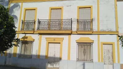 House in Urban Centre photo 4