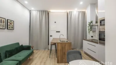 Apartment on Calle de Fernán González photo 4