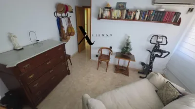Flat on Calle de la Almenara photo 24