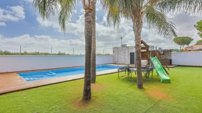 Chalet in Pino Grande Urbanization photo 10