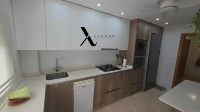 Flat on Calle de la Almenara photo 13