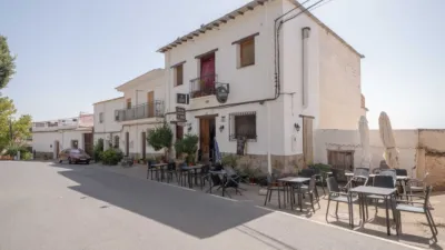 Terraced house at Carretera-Ye Street, No. 12 photo 3