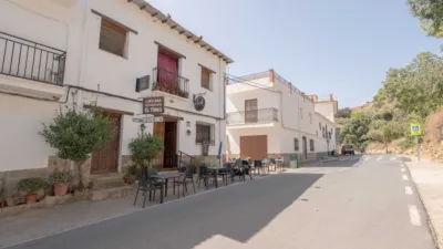 Terraced house at Carretera-Ye Street, No. 12 photo 2
