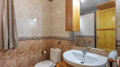 Apartment on Calle de San Antonio, 42 photo 20