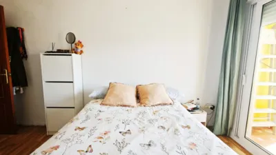 Apartment on Calle Huerta del Rey, No. 8 photo 17
