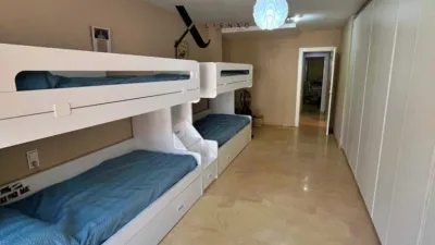 Apartment on Carril Caldereros Street photo 38