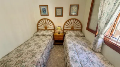 Terraced house in Carrer del Moncayo, 27 photo 12