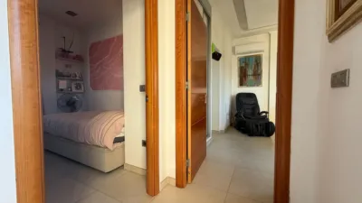 Chalet on Carrer Montjuïc photo 37