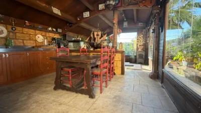 Chalet on Carrer Montjuïc photo 62