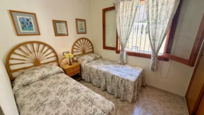 Terraced house in Carrer del Moncayo, 27 photo 11