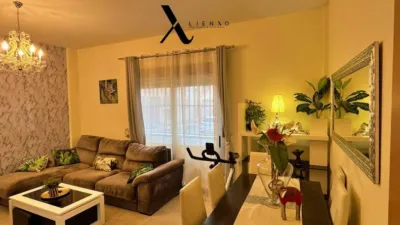 Apartment on Juan Jose Mtnez Ferra Street photo 2