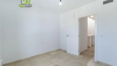 Townhouse in Loma Verde photo 30