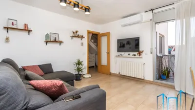 Duplex penthouse on Carrer de les Tres Creus photo 16