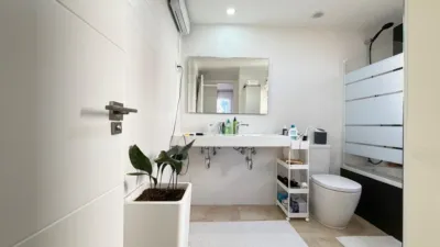 Apartment on Carrer del Tornado photo 36