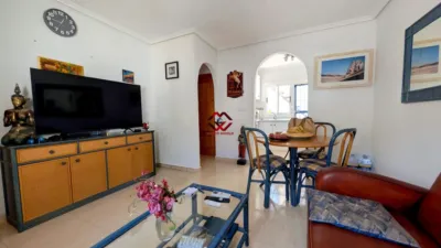 Semi-detached house on Calle de Huéscar photo 6