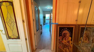 Apartment on Besolla Street photo 31