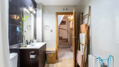 Duplex penthouse on Carrer de les Tres Creus photo 22