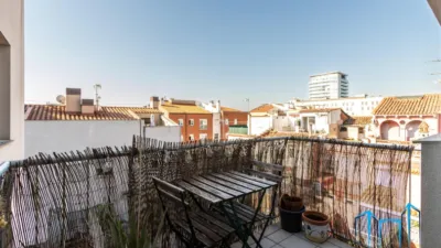 Duplex penthouse on Carrer de les Tres Creus photo 10