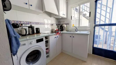 Semi-detached house on Calle de Huéscar photo 12