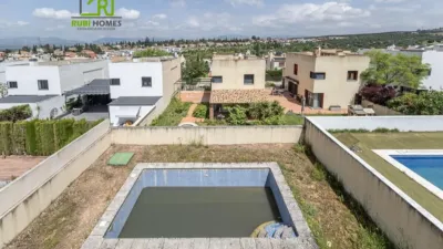 Townhouse in Loma Verde photo 12