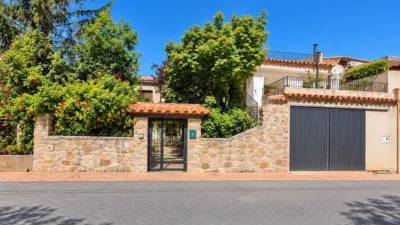 Chalet on Calle 8 de Març photo 2