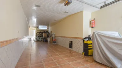 Chalet on Calle de Laguna Negra photo 4