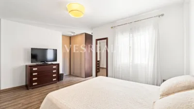 Apartment on Calle de Díaz Moreu photo 14