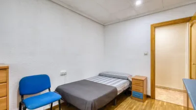 Apartment on Calle Salvador de Madariaga photo 15