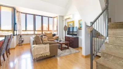 Duplex penthouse on Avenida del Camino Nou photo 2