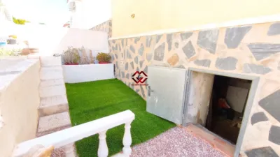 Semi-detached house on Calle Virgen de la Cabeza photo 35