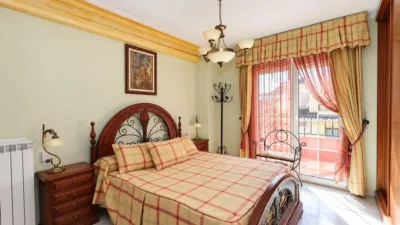 Semi-detached house on Ceuta Street photo 33