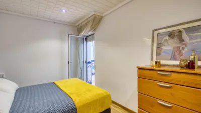 Apartment on Calle Salvador de Madariaga photo 8